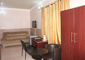 NEW POINT HOTEL AND SUITES 4