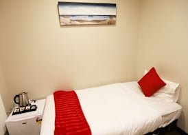 Aura Hotel 2