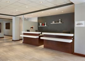 Courtyard by Marriott Ottawa Downtown 5