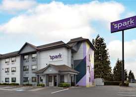Spark by Hilton Springfield Eugene 3