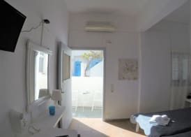 Sagma Beach Rooms 5