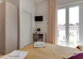 Hotel Nevia 5