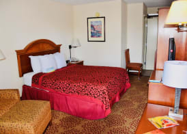 Days Inn by Wyndham Las Cruces 5