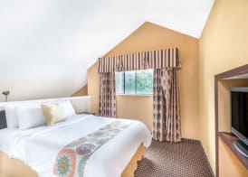 Hawthorn Extended Stay by Wyndham Dayton 3