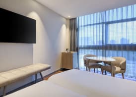 AC Hotel Som by Marriott 4