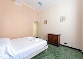 Bright flat near Porto Antico 3