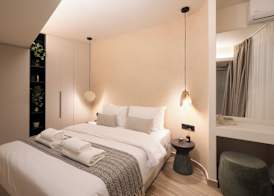 Cozy & Chic Stay with Patio Near Metro Station 4