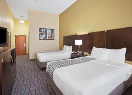 La Quinta Inn & Suites By Wyndham Houston Pasadena North 4