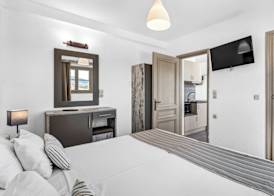 Erato Hotel 4