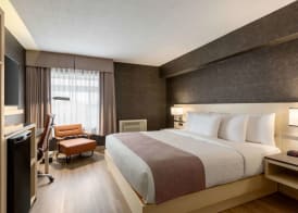 Days Inn by Wyndham Toronto West Mississauga 2