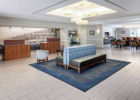 Fairfield Inn & Suites by Marriott Bakersfield North/Airport 4