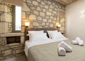 Achatis Apartments with sea view 3