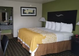 Days Inn by Wyndham West Memphis 3