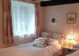 Holly House 5