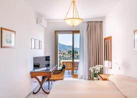 HOTEL ZI'NTONIO 3