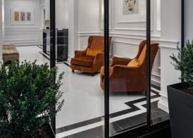 Praxitelous Luxury Suites 2