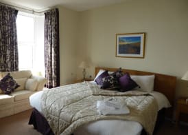 Bailey Ground Lodge 4