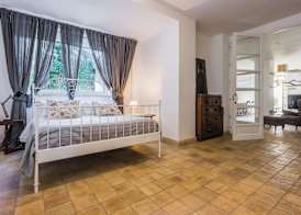 Casa nel Giardino della Neapolis 2