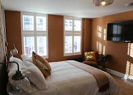 no.12 self check-in apartments 4