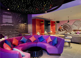Tru by Hilton Hoa Binh City Centre 5