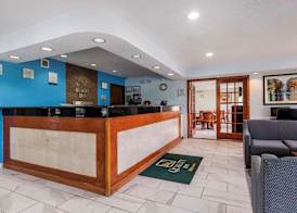 Quality Inn Sycamore - DeKalb 4