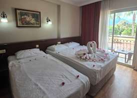 Stella Hotel 5