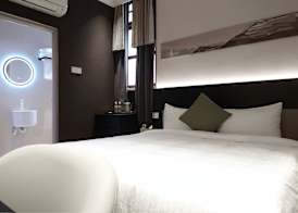 Asphodel Inn - Newly Renovated 3
