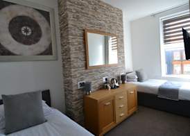 Hotel 33 5