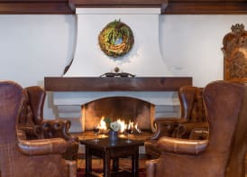 Dr. Holms Hotel 2