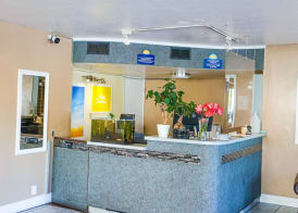 Days Inn by Wyndham Redwood City 3