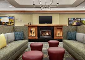 Hampton Inn & Suites Frederick-Fort Detrick 4