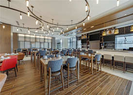 Hilton Garden Inn Media 5