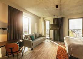 Holiday Inn - the niu, FENDER AMSTERDAM by IHG 2