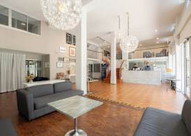 Ratchadamnoen Residence 4