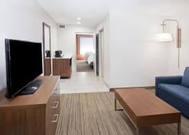 Holiday Inn Express & Suites ROME by IHG 4