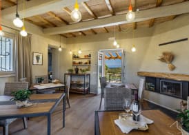 Tenuta Petra Bianca 2