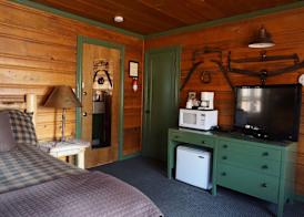 Shaver Lake Village Hotel 3