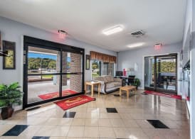 Econo Lodge Inn & Suites Huntsville University Area 4