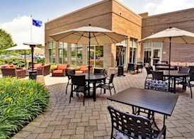 Hilton Garden Inn Lake Forest Mettawa 2