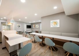 Sonesta Simply Suites Falls Church 5