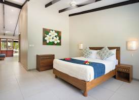 Plantation Island Resort 3
