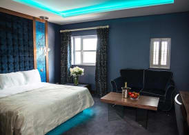 Riverside Park Hotel 2