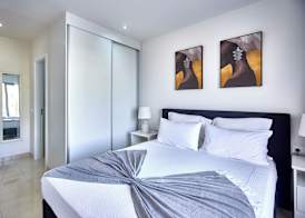 Cam's Suites 4