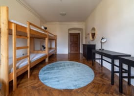 Hostel Javni Zavod Mekinjski Samostan 4
