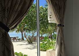 Crown Beach Hotel 4