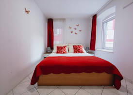 Apartment and Room Old town 2