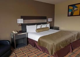 Wingate by Wyndham Somerset 4