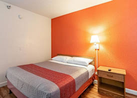 Motel 6-Naperville, IL 4