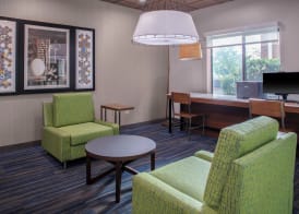 Holiday Inn Express & Suites ROANOKE RAPIDS SE by IHG 4