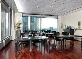 Innside Frankfurt Eurotheum 5